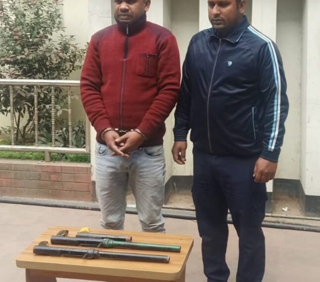 রূপগঞ্জে তিনটি ওয়ান শুটারগান সহ  সন্ত্রাসী গ্রেফতার:Nafiz Ashraf.Tnntv24