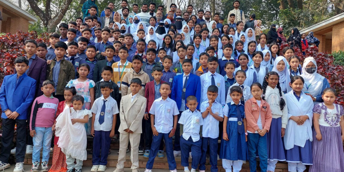 রূপগঞ্জের বাঘবের আইডিয়াল হাইস্কুল ও হাজী মোঃ ইদ্রিস আলী কিন্ডারগার্টেন স্কুলের শিক্ষাসফর অনুষ্ঠিত: Nafiz Ashraf.Tnntv24