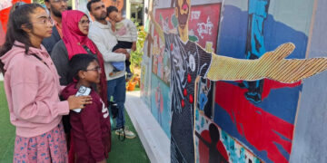 আন্তর্জাতিক বাণিজ্য মেলা   পর্দা নামছে আগামীকাল শেষ মূহুর্তে লোকে লোকারণ্য ॥ মূল্যছাড়ে কেনাকাটার ধুম ॥ বিক্রেতারা খুশি:Tnntv24