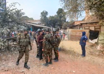 নারালণগঞ্জের সোনারগাঁওয়ে তিন গ্রামবাসীর মধ্যে সংঘর্ষে আহত অন্তত ১৫ জন। Nafiz Ashraf.Tnntv24