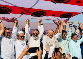 রূপগঞ্জে ৯টি স্পটে বিএনপি প্রার্থীর পথসভা ও গণসংযোগ:Tnntv24