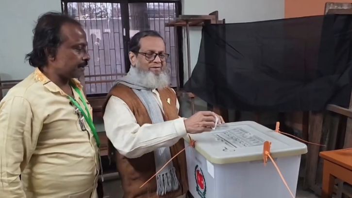 বিএনপি প্রার্থী কালাম ভোট দিয়ে বেরিয়ে বললেন চমৎকার পরিবেশ । Tnntv24