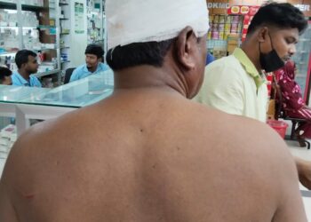 রূপগঞ্জে চাঁদার দাবিতে ব্যবসা প্রতিষ্ঠানে  হামলা //ভাংচুর,লুটপাট: Tnntv24