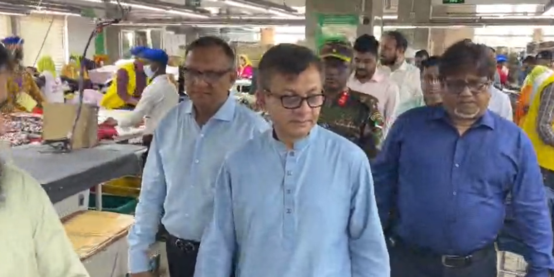 জ্বালানীর দাম বৃদ্ধির কারণে নাটকীয় ভাবে বাসভাড়া ও নিত্য পণ্যের দাম বৃদ্ধির সুযোগ নাই-বস্ত্র ও পার্ট মন্ত্রী । Tnntv24