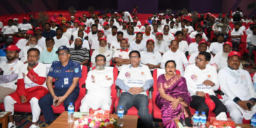 স্বাস্থ্যঝুঁকি ও মালিক-শ্রমিক সম্পর্ক নিয়ে নারায়ণগঞ্জে মহান মে দিবসের আলোচনা। Tnntv24