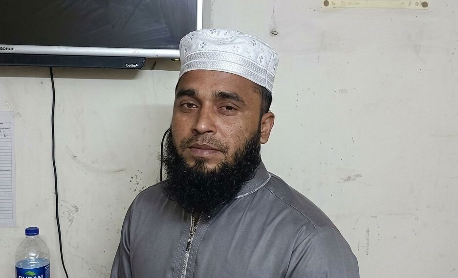 রূপগঞ্জে শিশুকে ধর্ষণের চেষ্টার অভিযোগে মাদ্রাসার শিক্ষক গ্রেফতার:Tnntv24
