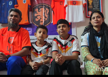 নেদারল্যান্ড টিমকে ভালোবেসে নিজের রুমে বিভিন্ন জার্সি  ও রং করাসহ মনের মত সাজিয়ে ভাইরাল  নারায়ণগঞ্জের এক ফুটবল প্রেমিক।Tnntv24