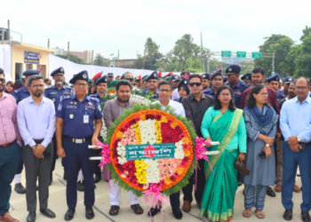 নারায়ণগঞ্জে জুলাই শহীদদের স্মরণে স্মৃতি স্তম্ভে শ্রদ্ধা নিবেদন।Tnntv24