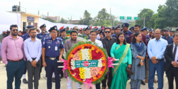 নারায়ণগঞ্জে জুলাই শহীদদের স্মরণে স্মৃতি স্তম্ভে শ্রদ্ধা নিবেদন।Tnntv24