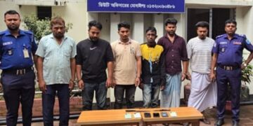পূর্বাচল উপশহরে ডাকাতি করে পালানোর সময় লুন্ঠিত মালামালসহ ছয় ডাকাত গ্রেফতার, মাইক্রোবাস জব্দ:Tnntv24