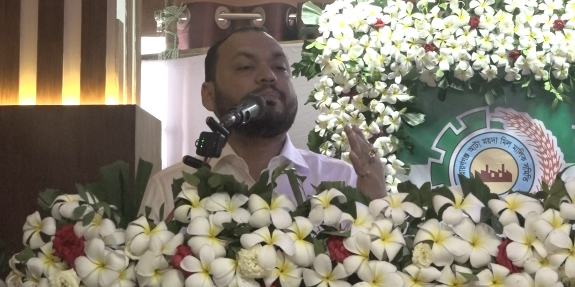 একটি চক্র বিদেশ থেকে গম আমদানির পর জাহাজে মজুদ করে কৃত্রিম সংকট তৈরি করে অধিক মুনাফার জন্য আটা-ময়দা দাম বাড়িয়ে:Tnntv24