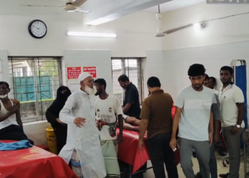 নারায়ণগঞ্জের সোনারগাঁয়ে একই পরিবারে আপন দুই ভাইয়ের সমর্থকদের মধ্যে আধিপত্য বিস্তার কেন্দ্র করে রক্তক্ষয়ী সংঘর্ষ,আহত ১০।Tnntv24