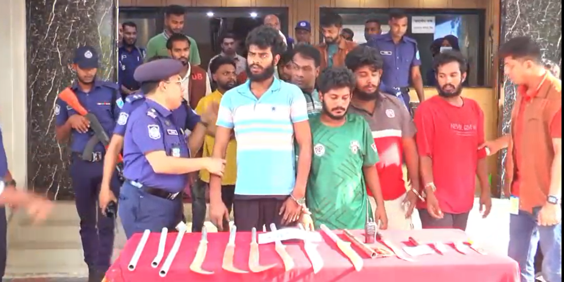 বন্দরের ইসলামী আন্দোলনের নেতা বুলবুল হত্যার প্রধান আসামীসহ ৭ জনের ১০ দিন এবং চার নারীর ৩ দিনের রিমান্ড মঞ্জুর:Tnntv24