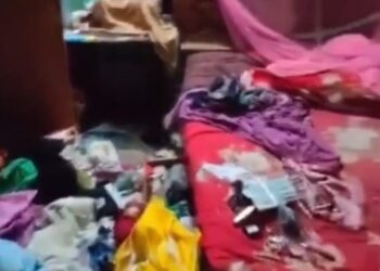 রূপগঞ্জে ব্যবসায়ীর বাড়িতে দূর্ধর্ষ ডাকাতি, ১০লক্ষাধিক টাকার মালামাল লুট:Tnntv24