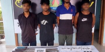রূপগঞ্জের শীর্ষ সন্ত্রাসী ১৮মামলার আসামী কুত্তা শ্রাবণও তিন সহযোগীকে পিস্তলসহ গ্রেফতার:Tnntv24
