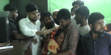 নারায়ণগঞ্জের ফতুল্লায় স্ত্রীকে জবাই করতে ব্যর্থ হয়ে গলায় ফাঁস দিয়ে স্বামী আত্মহত্যা।Tnntv24