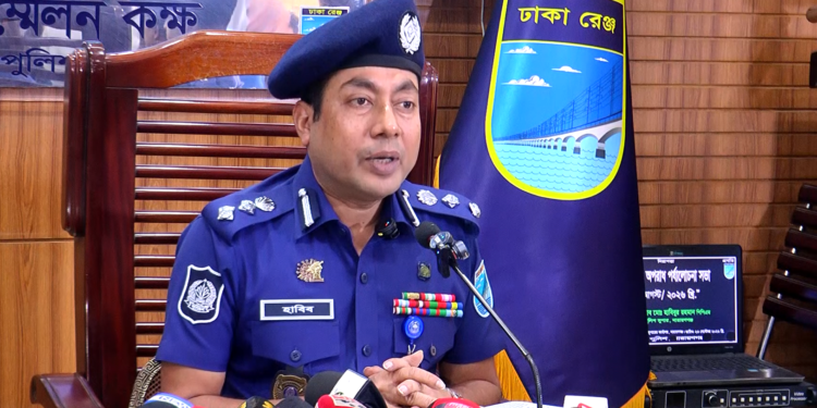 বন্দরে দিন দুপুরে স্বর্ণের দোকানে ডাকাতির ঘটনায় পাচঁ ডাকাত গ্রেফতার, অস্ত্রসহ সন্ত্রাসী ব্লাক জনিকে গ্রেফতার:Tnntv24.