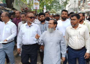 নারায়ণগঞ্জ: কদম রসুল সেতুর পশ্চিম পাড়ে চারারগোপ এলাকার কাজ পরিদর্শন করলেন-এমপি ও সিটি প্রশাসক।Tnntv24