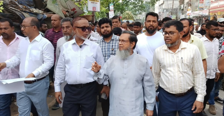 নারায়ণগঞ্জ: কদম রসুল সেতুর পশ্চিম পাড়ে চারারগোপ এলাকার কাজ পরিদর্শন করলেন-এমপি ও সিটি প্রশাসক।Tnntv24