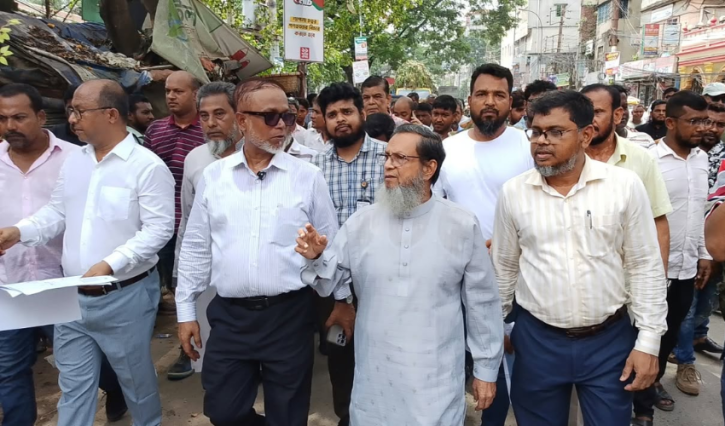 নারায়ণগঞ্জ: কদম রসুল সেতুর পশ্চিম পাড়ে চারারগোপ এলাকার কাজ পরিদর্শন করলেন-এমপি ও সিটি প্রশাসক।Tnntv24