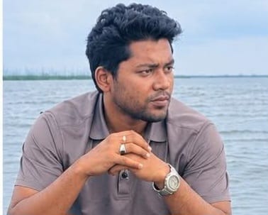 যুবদল নেতা রিপন মিয়া হত্যা মামলার আসামী সারোয়ার খান গাজীপুরের চন্দ্রা থেকে গ্রেফতার:Tnntv24