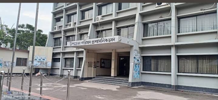 রূপগঞ্জ খোদ ইউএনও দপ্তরেই ভুয়া সনদে চাকরির অভিযোগ, তদন্তের আশ্বাস:Tnntv24