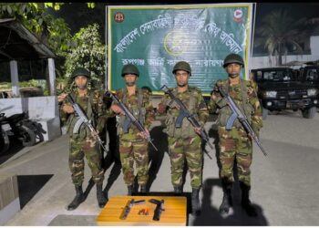 রূপগঞ্জ সেনা ক্যাম্পের যৌথ অভিযানে অস্ত্র ও গুলি উদ্ধার:Tnntv24