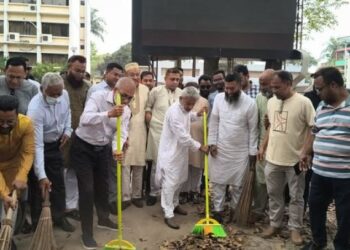 এমপি মান্নান বললেন,পরিষ্কার-পরিচ্ছন্নতা শুধু সরকারের দায়িত্ব নয়,প্রতি নাগরিকের নৈতিক দায়িত্ব: Tnntv24